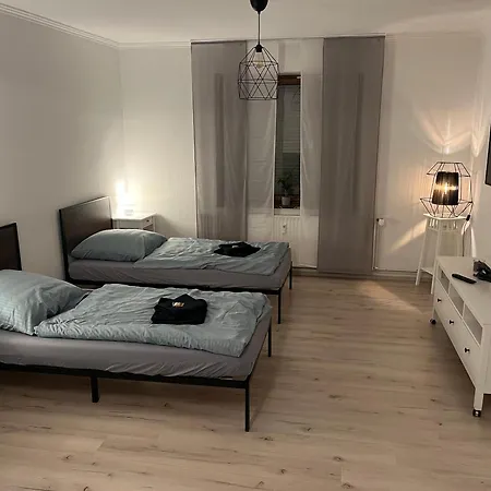 Grosszuegige Ferien Monteurwohnung In Perfekter Lage Apartment Achim