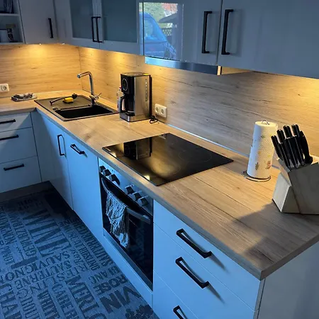 Grosszuegige Ferien Monteurwohnung In Perfekter Lage *